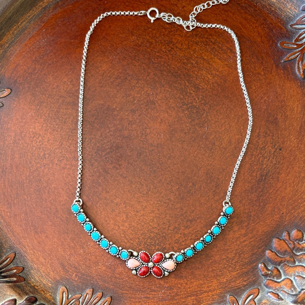 Elegant Turquoise and Red Necklace